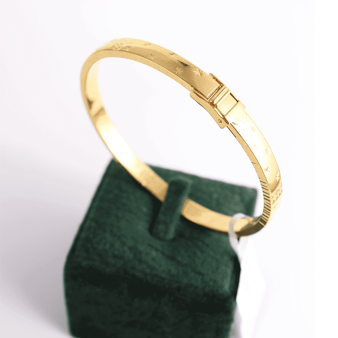 Vòng không gắn đá